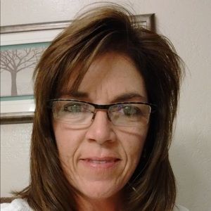 Meet your Posher, Lori